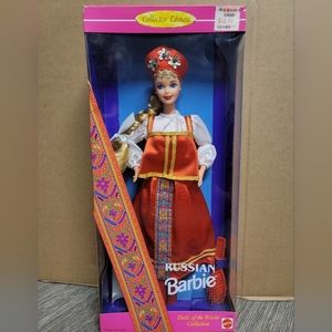 1996 Russian Barbie from the Dolls of The World Collector's Edition Doll #16500